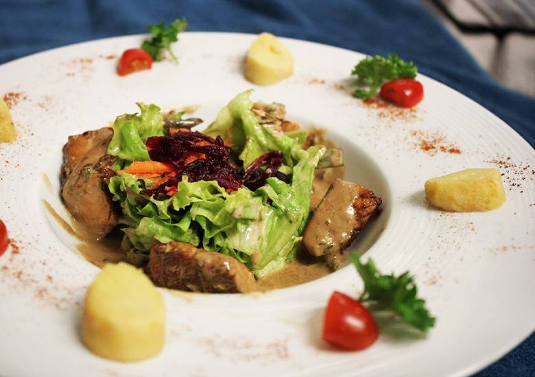 Le Restaurant - Restaurant de la Dore - Vertolaye - Restaurant Ambert 63 - Cuisine traditionnelle à Vertolaye