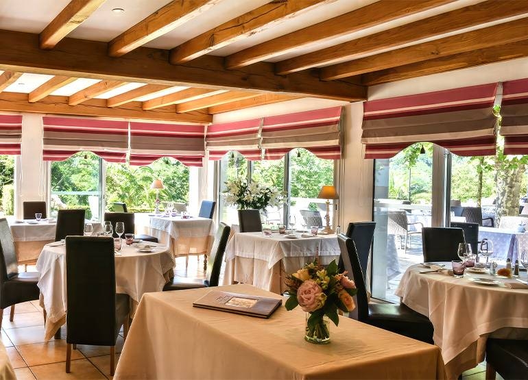 Le Restaurant - RESTAURANT DE LA DORE - restaurant BERTIGNAT